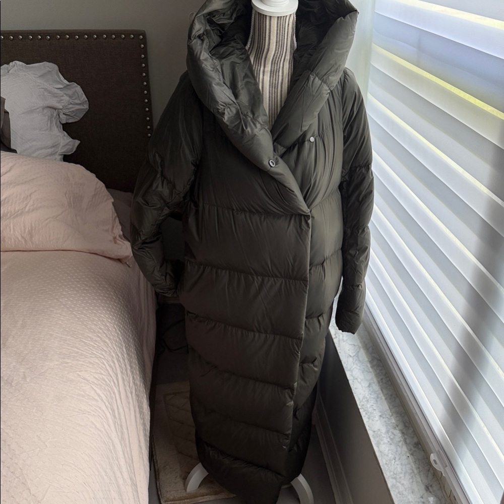 lululemon athletica Dark Green Puffer Jacket